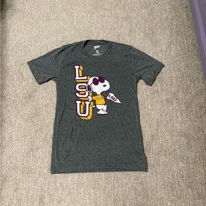 Streaker Sports LSU with Snoopy Gray Tee NWOT